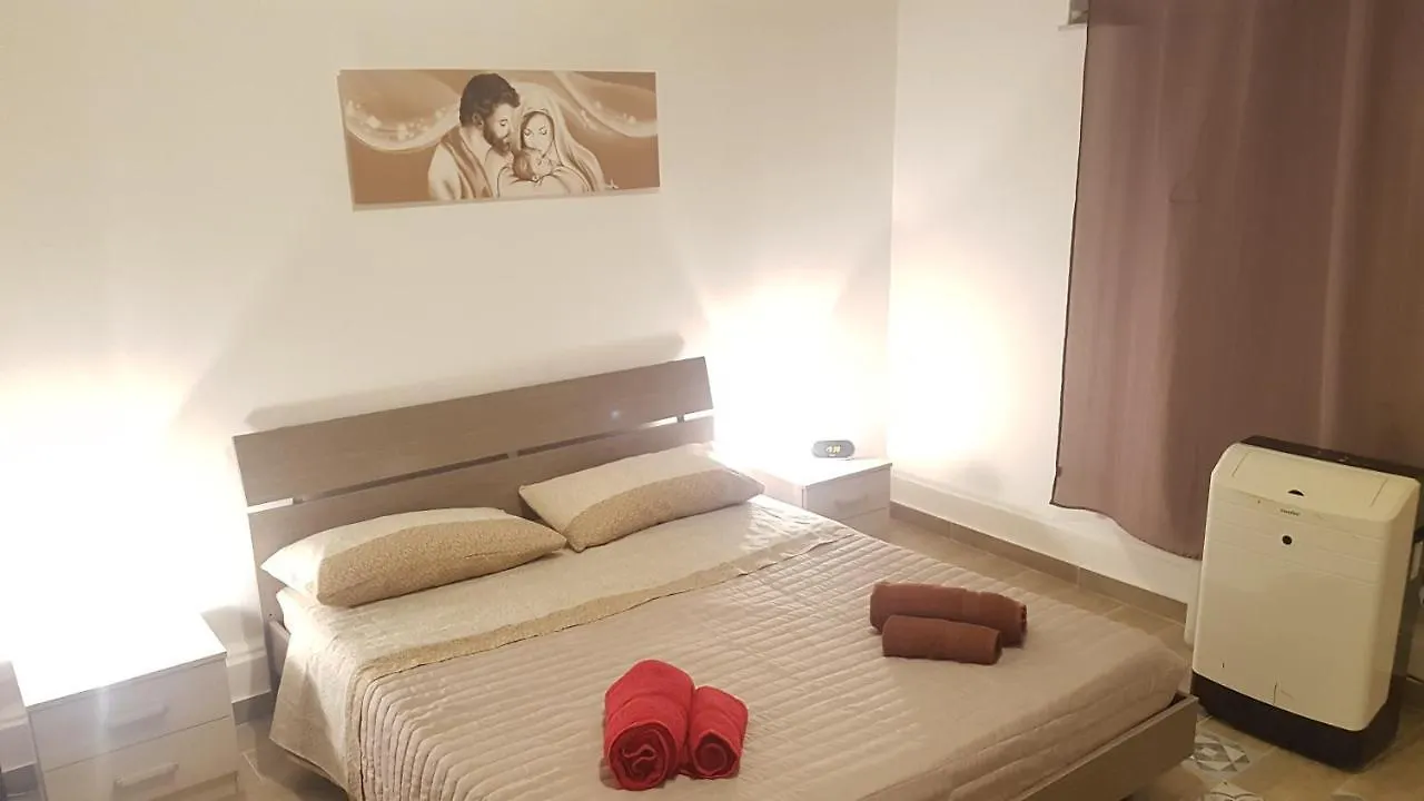 Jacuzzi Spa Apartment Palermo Center 0*,  İtalya